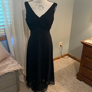 Adrianna Papell Elegant Black Strapless Gown